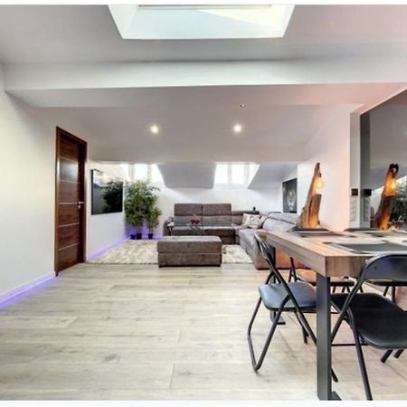 Appartement Palais Des Festivals Cannes Bagian luar foto